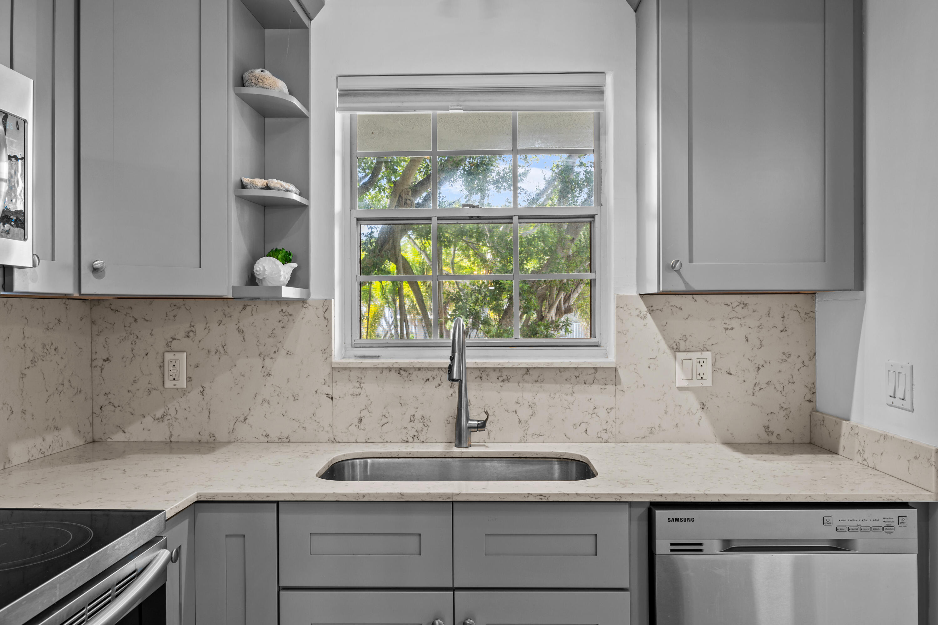 769 Jeffery Street, Unit 2205 Boca Raton, FL 33487 - Photo 7 of 43 366A1353-60