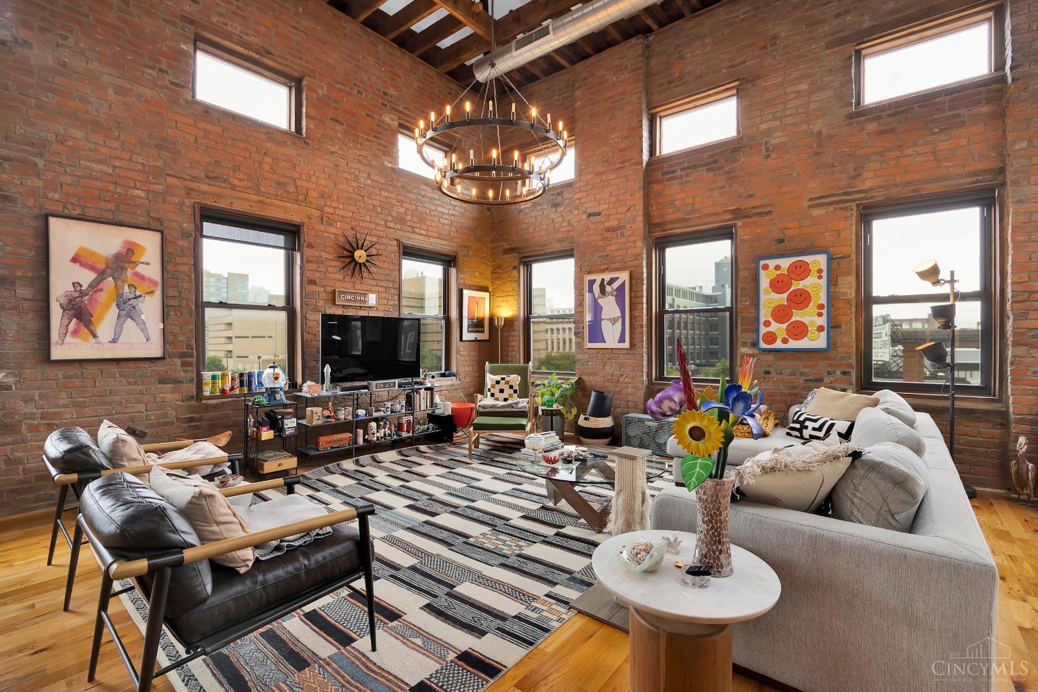 404 Reading Road, Unit 401 Cincinnati, OH 45202 - Photo 20 of 58 Gallery Image 20