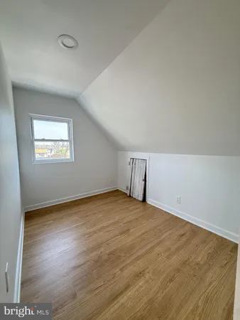 $2,700 | 2125 1/2 Oakland Road, Baltimore, MD 21220
