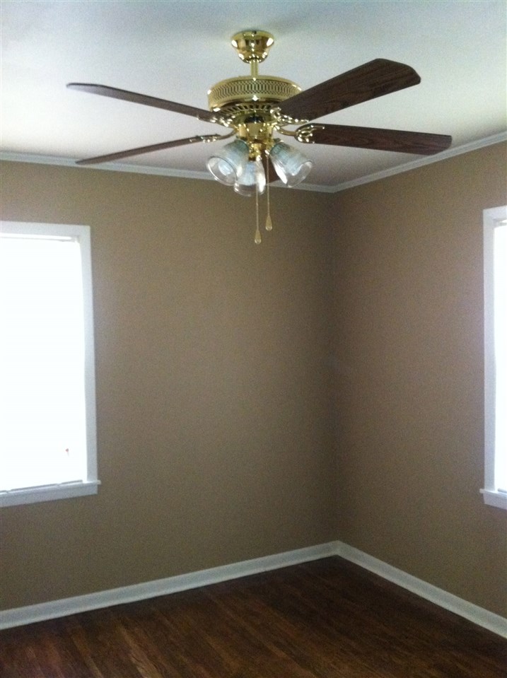 1557 Hopewell Road Memphis, TN 38117 - Photo 12 of 18