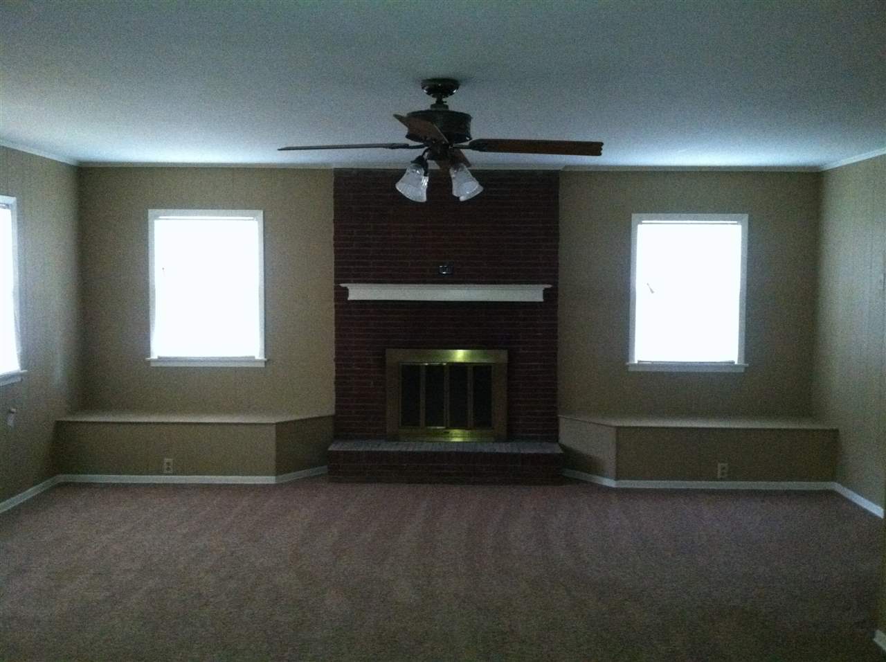 1557 Hopewell Road Memphis, TN 38117 - Photo 6 of 18