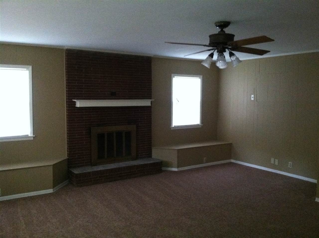 1557 Hopewell Road Memphis, TN 38117 - Photo 7 of 18