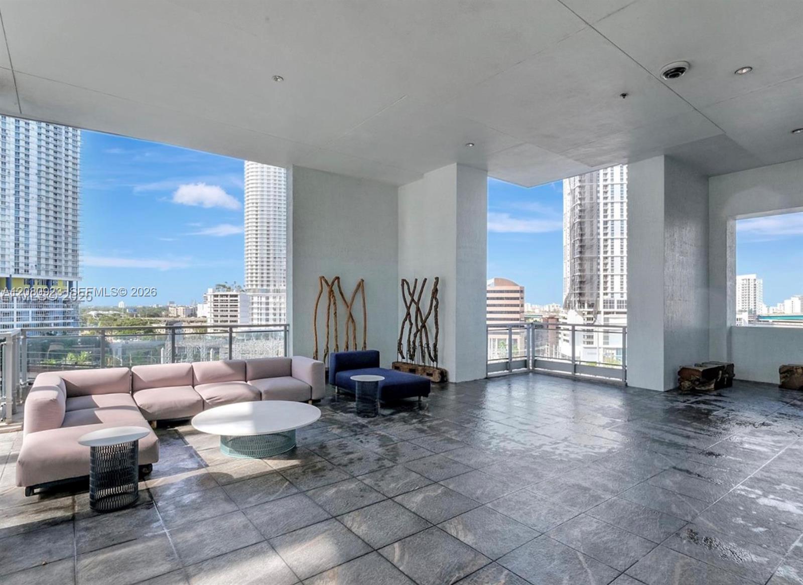90 Southwest 3rd Street, Unit 2210 Miami, FL 33130 - Photo 21 of 23 Gallery Image 21