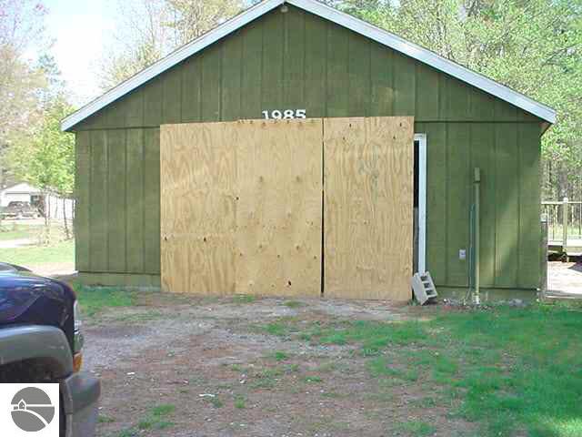 1985 South Sand Lake Road Turner, MI 48765 - Photo 9 of 10 1750428-8.JPG