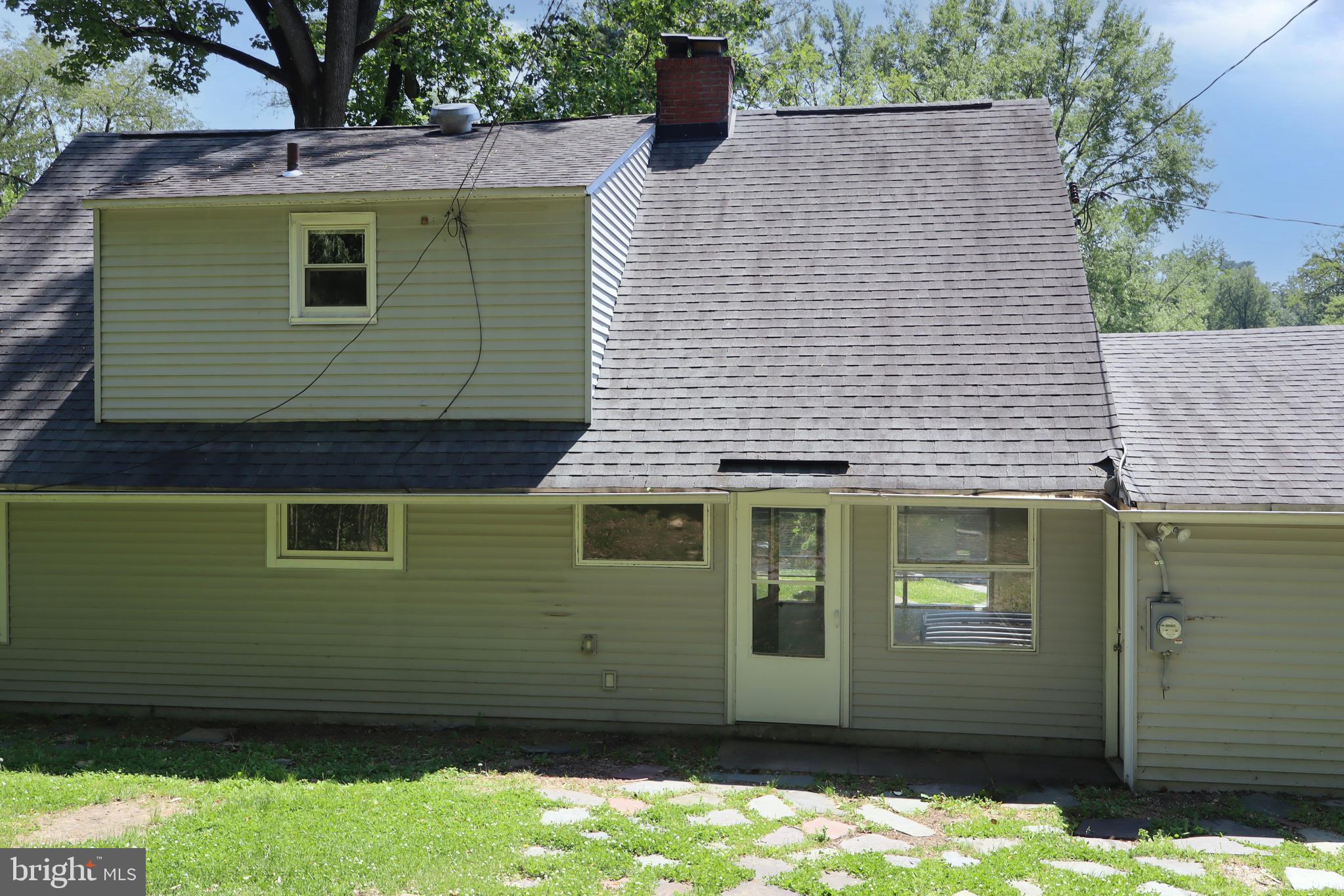 8629 Patton Road Glenside, PA 19038 - Photo 3 of 30