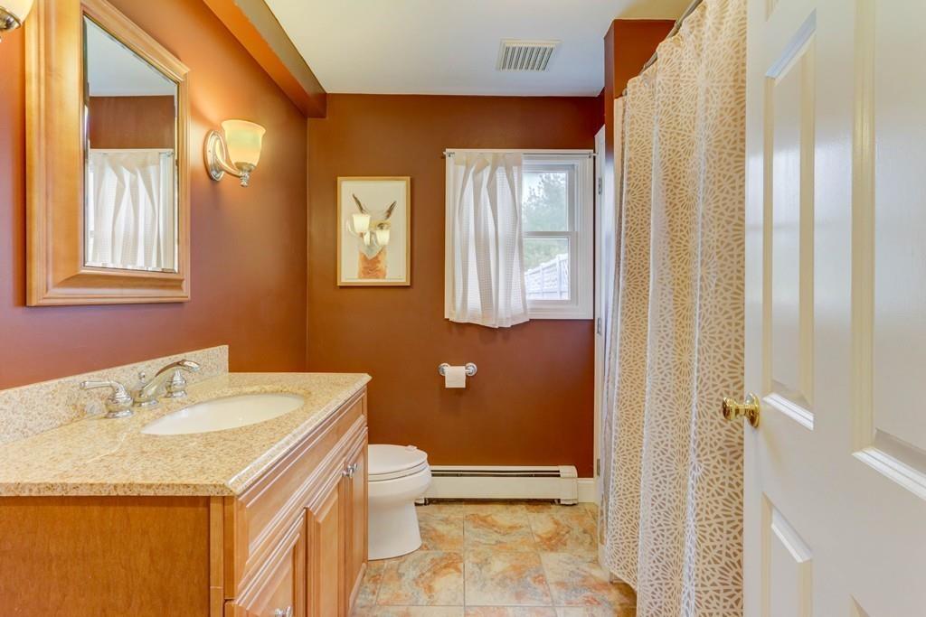 172 Spring Street Walpole, MA 02081 - Photo 16 of 38 Gallery Image 16