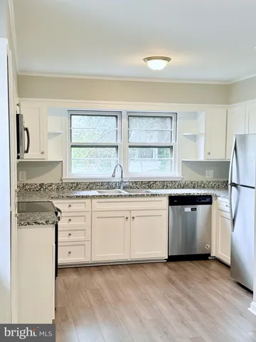 $325,000 | 949 Westview Terrace, Dover, DE 19904