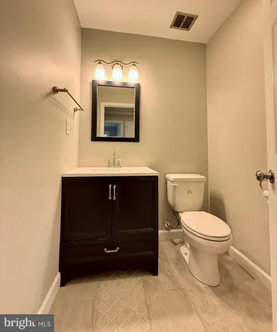 $325,000 | 949 Westview Terrace, Dover, DE 19904