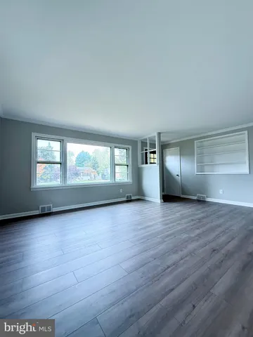 $325,000 | 949 Westview Terrace, Dover, DE 19904