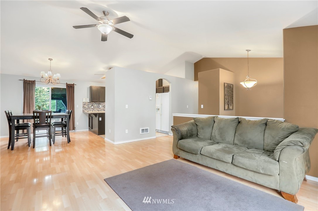 12322 Rainbow Road Arlington, WA 98223 - Photo 5 of 25