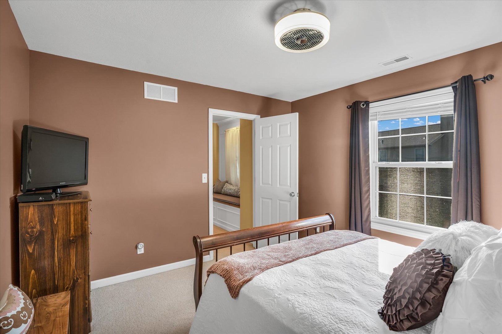 1107 Cobblefield Road Champaign, IL 61822 - Photo 34 of 47 Gallery Image 34