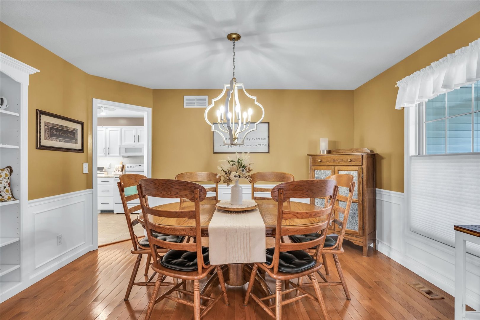 1107 Cobblefield Road Champaign, IL 61822 - Photo 6 of 47 Gallery Image 6