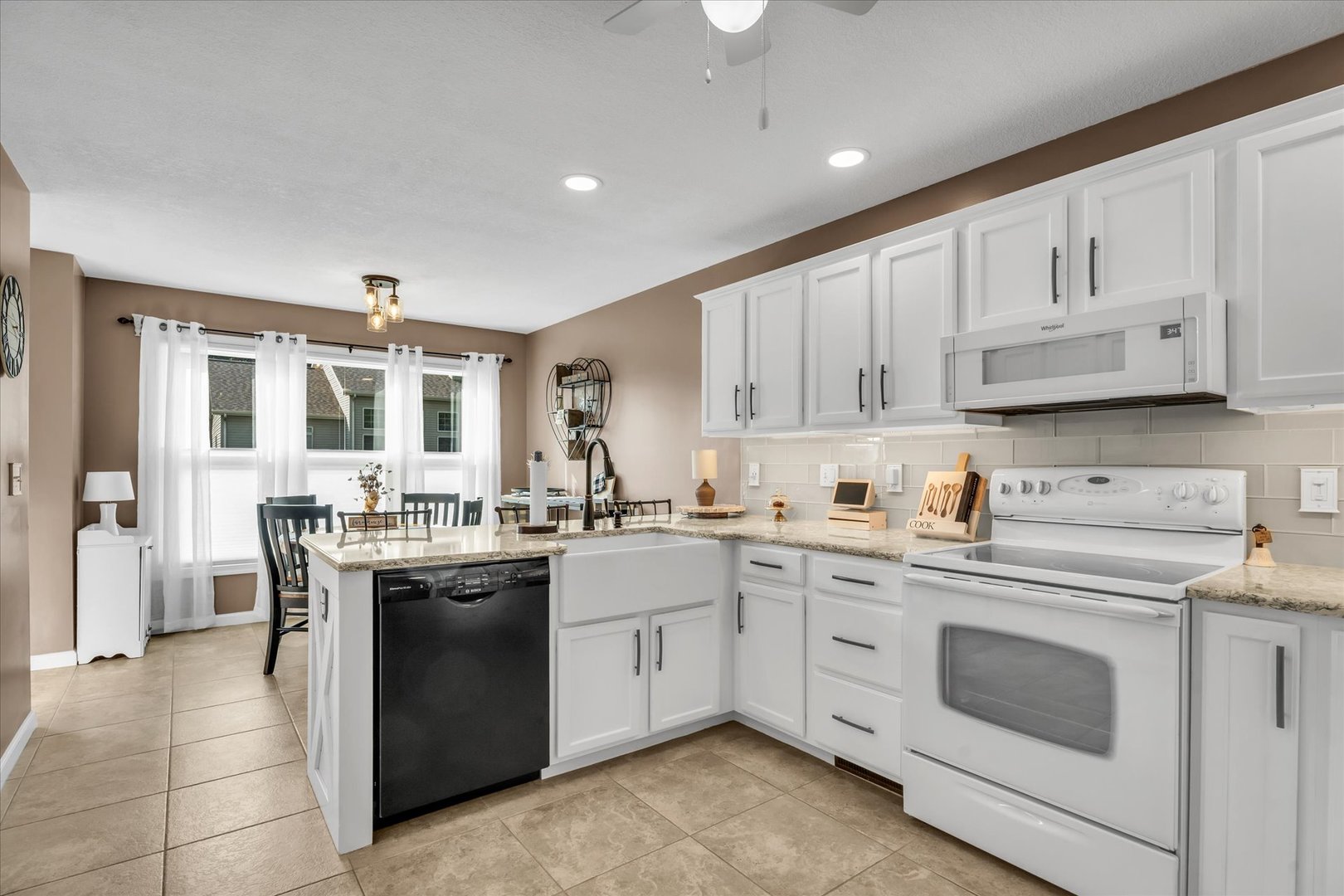 1107 Cobblefield Road Champaign, IL 61822 - Photo 8 of 47 Gallery Image 8