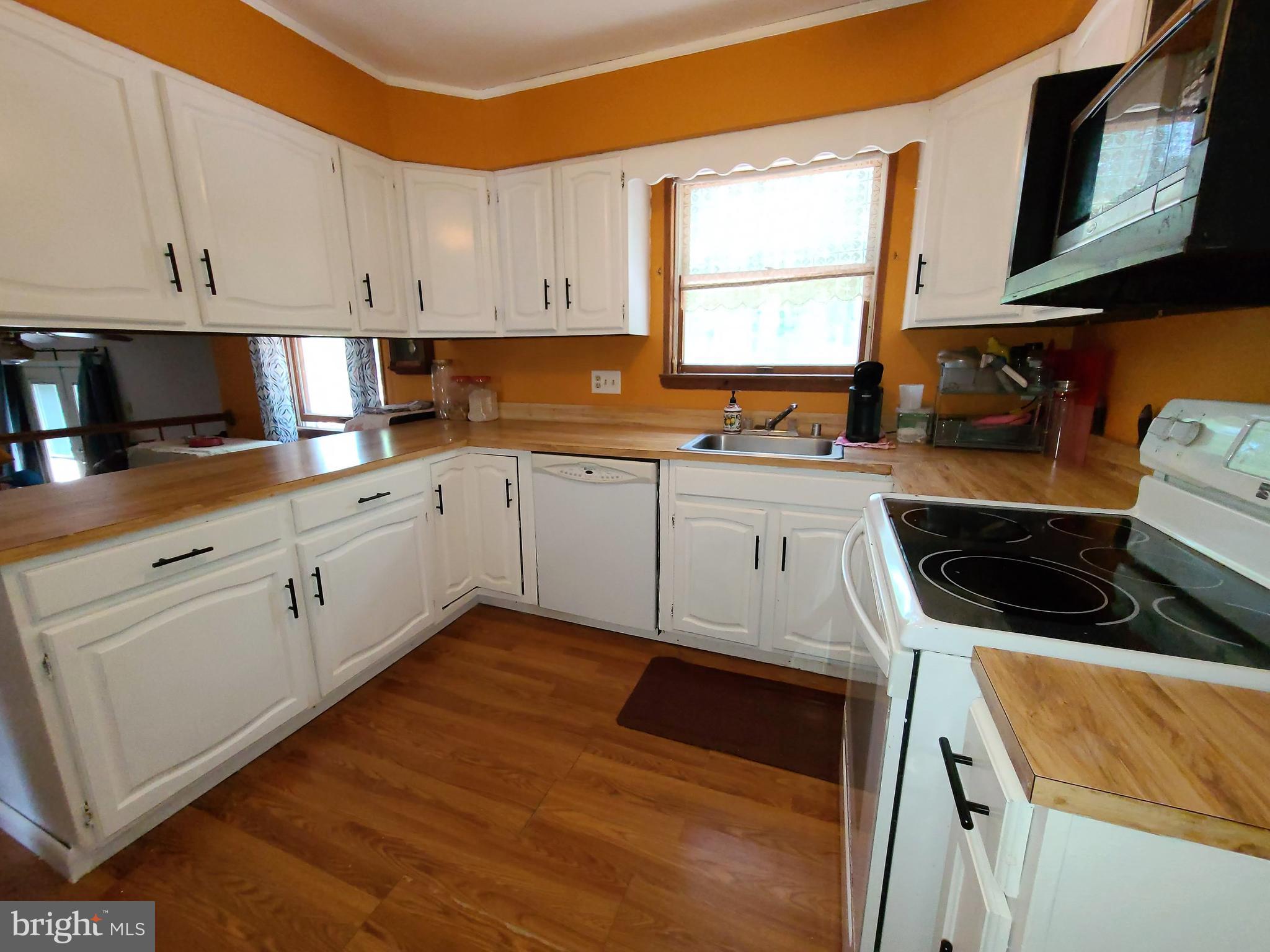 3925 Salem Bottom Road Westminster, MD 21157 - Photo 3 of 35