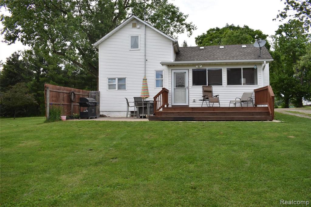 Undisclosed Address Fowlerville, MI 48836 - Photo 4 of 25