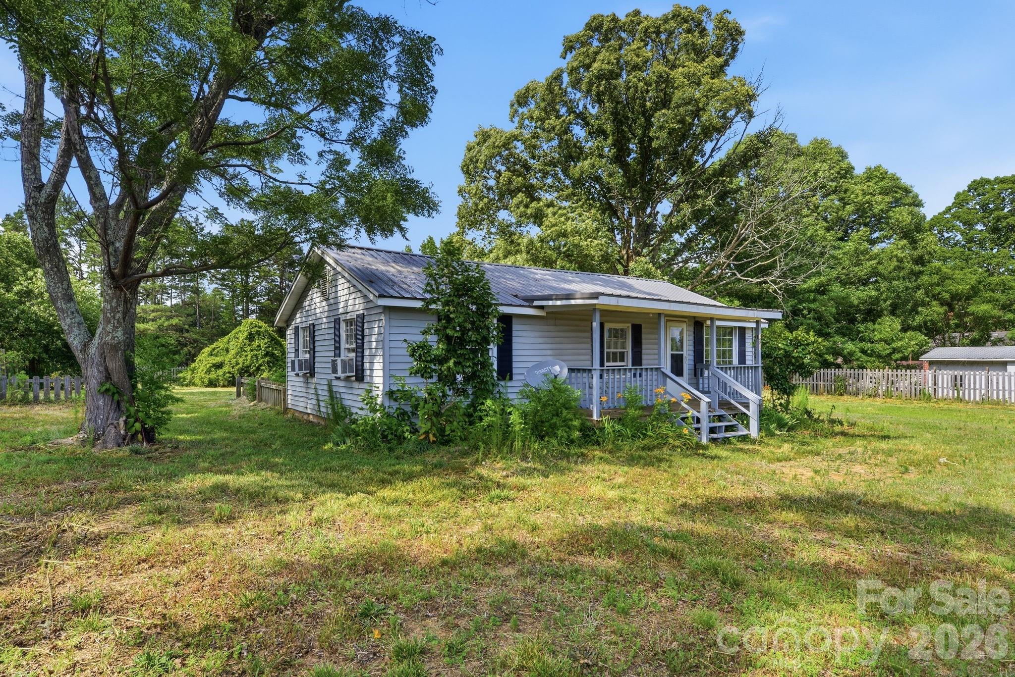 1561 Ostwalt Amity Road Cleveland, NC 27013 - Photo 4 of 28