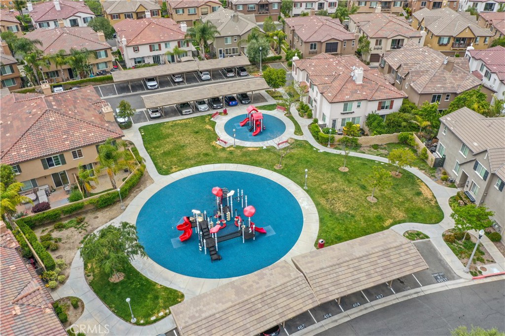 28364 Mirabelle Lane Saugus, CA 91350 - Photo 28 of 32 an aerial view of a chairs and table