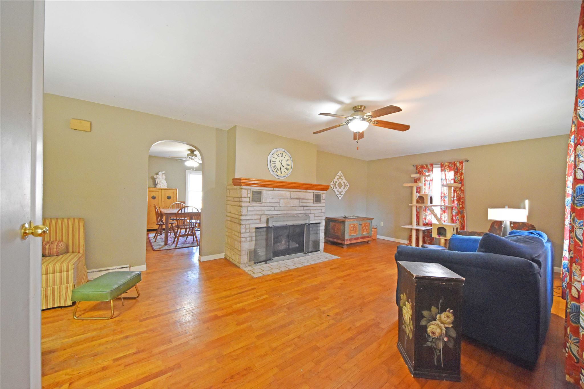 2510 Spring Street Fort Wayne, IN 46808 - Photo 2 of 31
