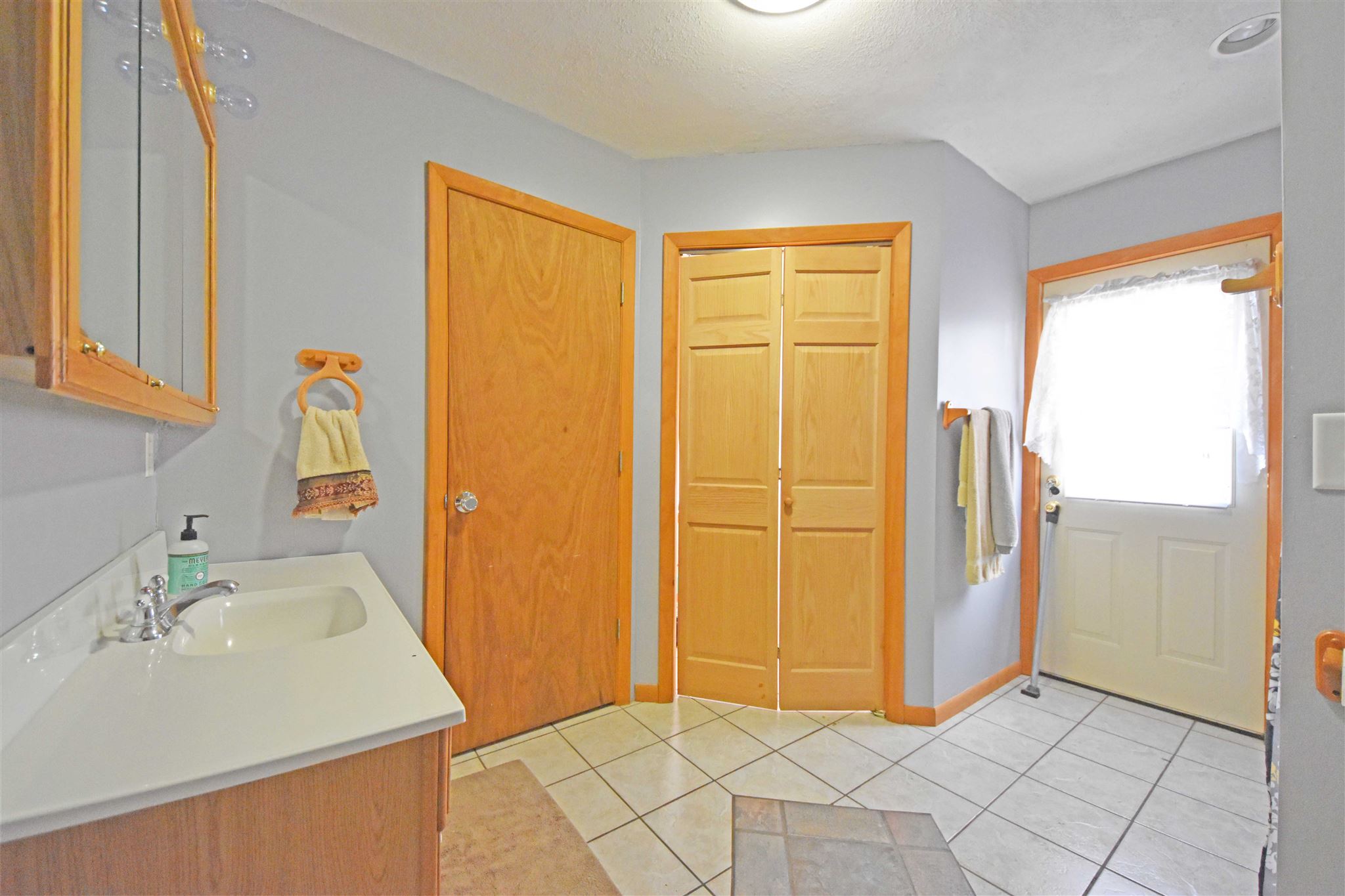 2510 Spring Street Fort Wayne, IN 46808 - Photo 17 of 31