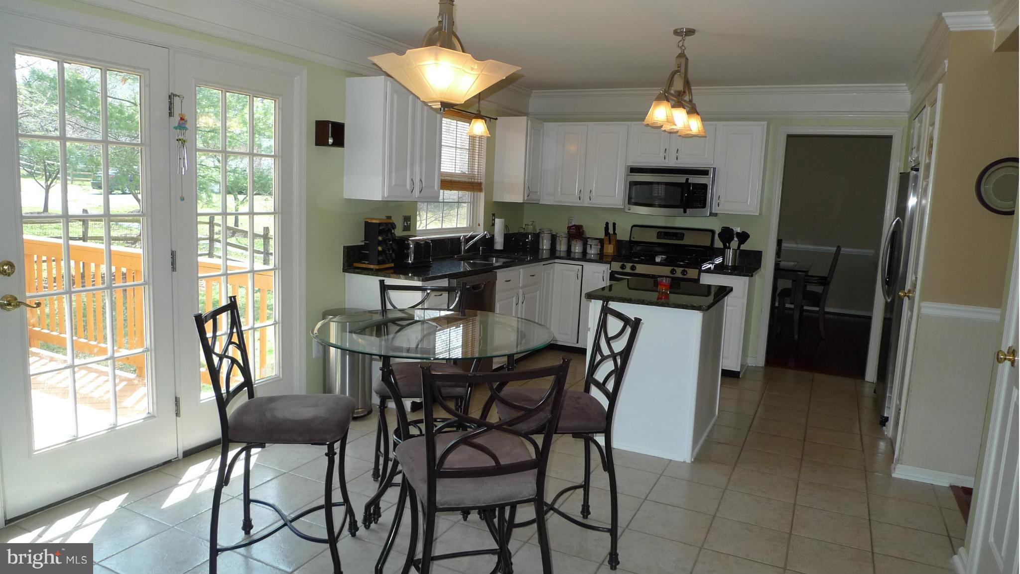 1714 Algonquin Road Frederick, MD 21701 - Photo 6 of 26 Kitchen