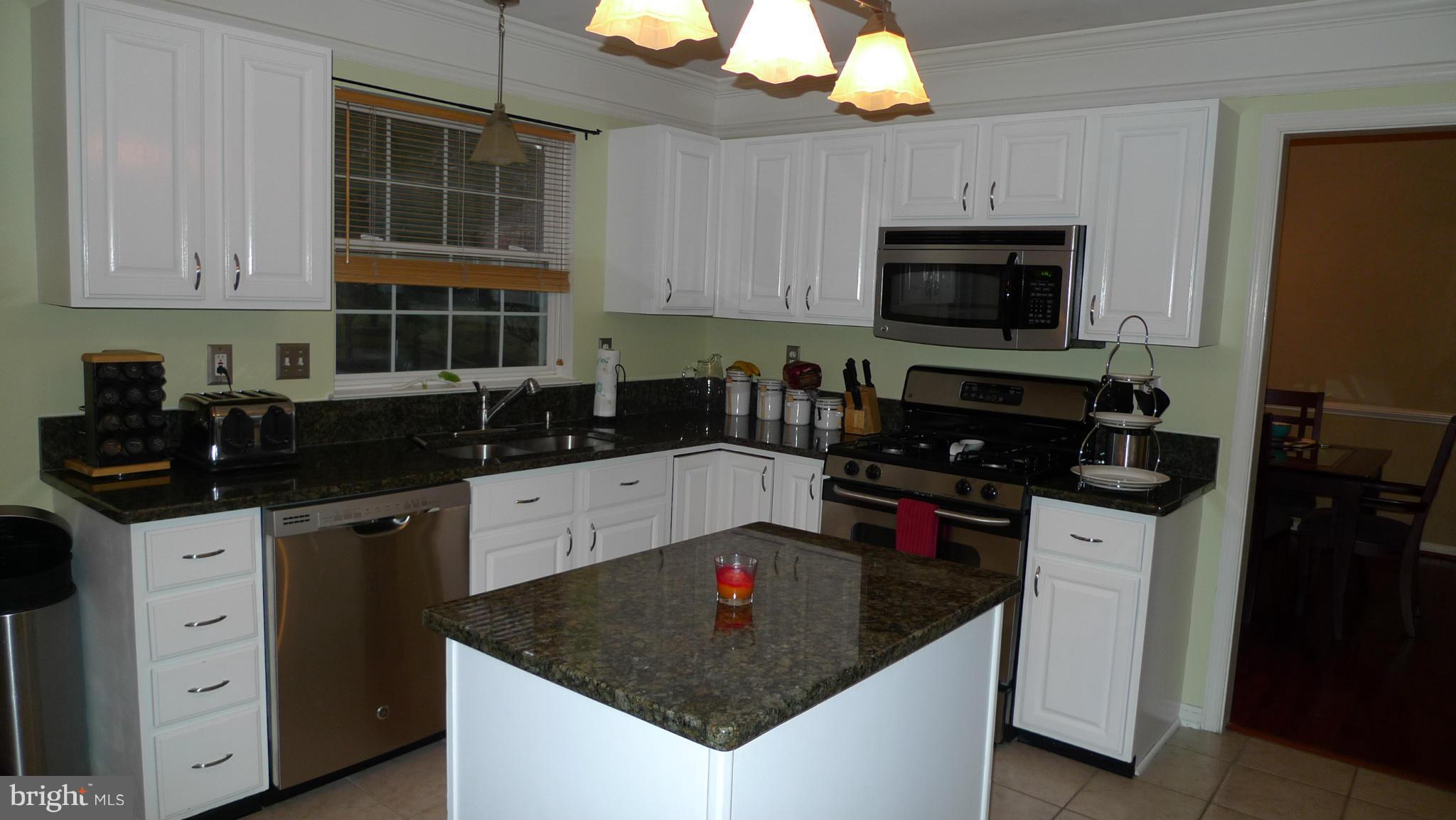 1714 Algonquin Road Frederick, MD 21701 - Photo 8 of 26 Kitchen