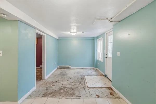 $329,000 | 311 Arnold Road, Coventry, RI 02816