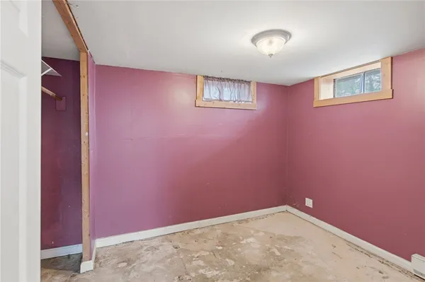 $329,000 | 311 Arnold Road, Coventry, RI 02816