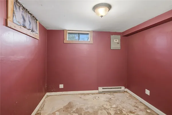 $329,000 | 311 Arnold Road, Coventry, RI 02816