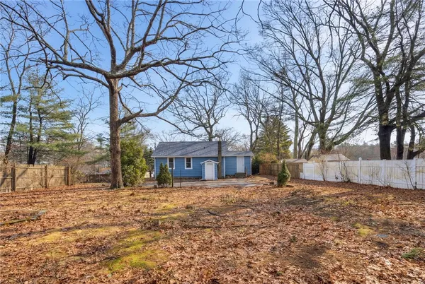 $329,000 | 311 Arnold Road, Coventry, RI 02816
