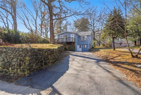 $329,000 | 311 Arnold Road, Coventry, RI 02816