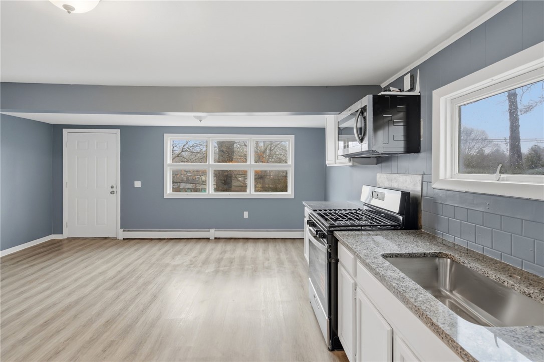 311 Arnold Road Coventry, RI 02816 - Photo 10 of 42