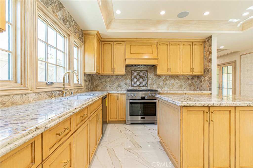 1953 Bellevue Drive Glendale, CA 91201 - Photo 15 of 57