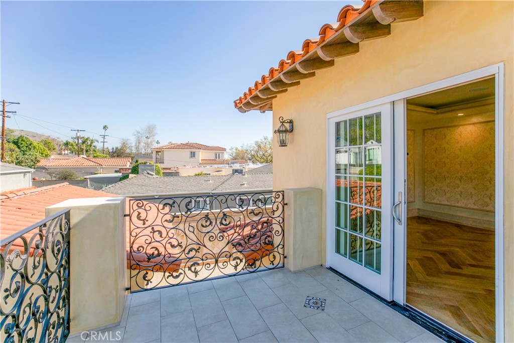 1953 Bellevue Drive Glendale, CA 91201 - Photo 39 of 57