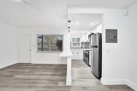 $124,999 | 1425 Arthur Street, Unit 202A, Hollywood, FL 33020