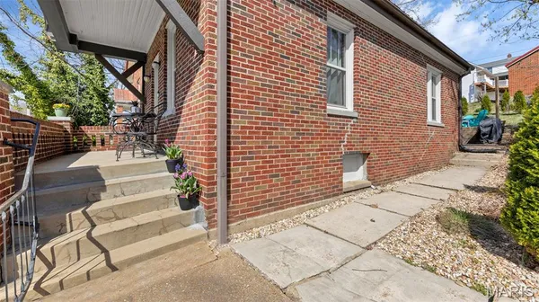 $250,000 | 125 West 2nd Street, Hermann, MO 65041