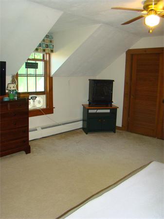 180 Vining Hill Road Southwick, MA 01077 - Photo 24 of 30 Gallery Image 24