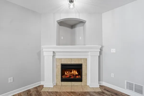 $215,000 | 13684 Oak Valley Drive, Platte City, MO 64079