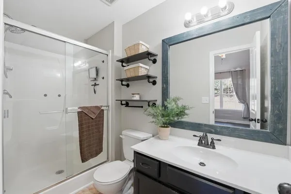 $215,000 | 13684 Oak Valley Drive, Platte City, MO 64079