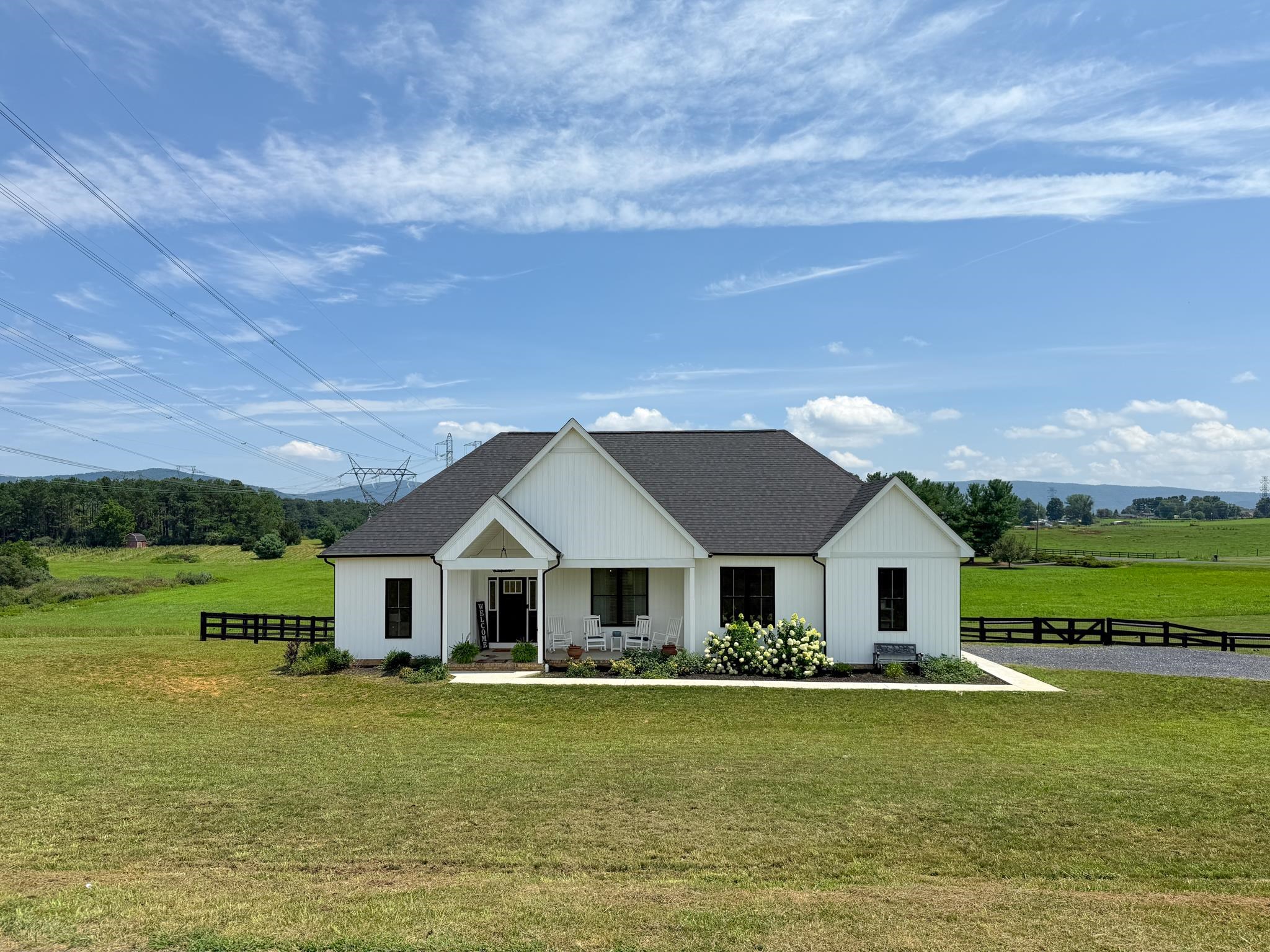 643 Cattle Scales Road Waynesboro, VA 22980 - Photo 2 of 35