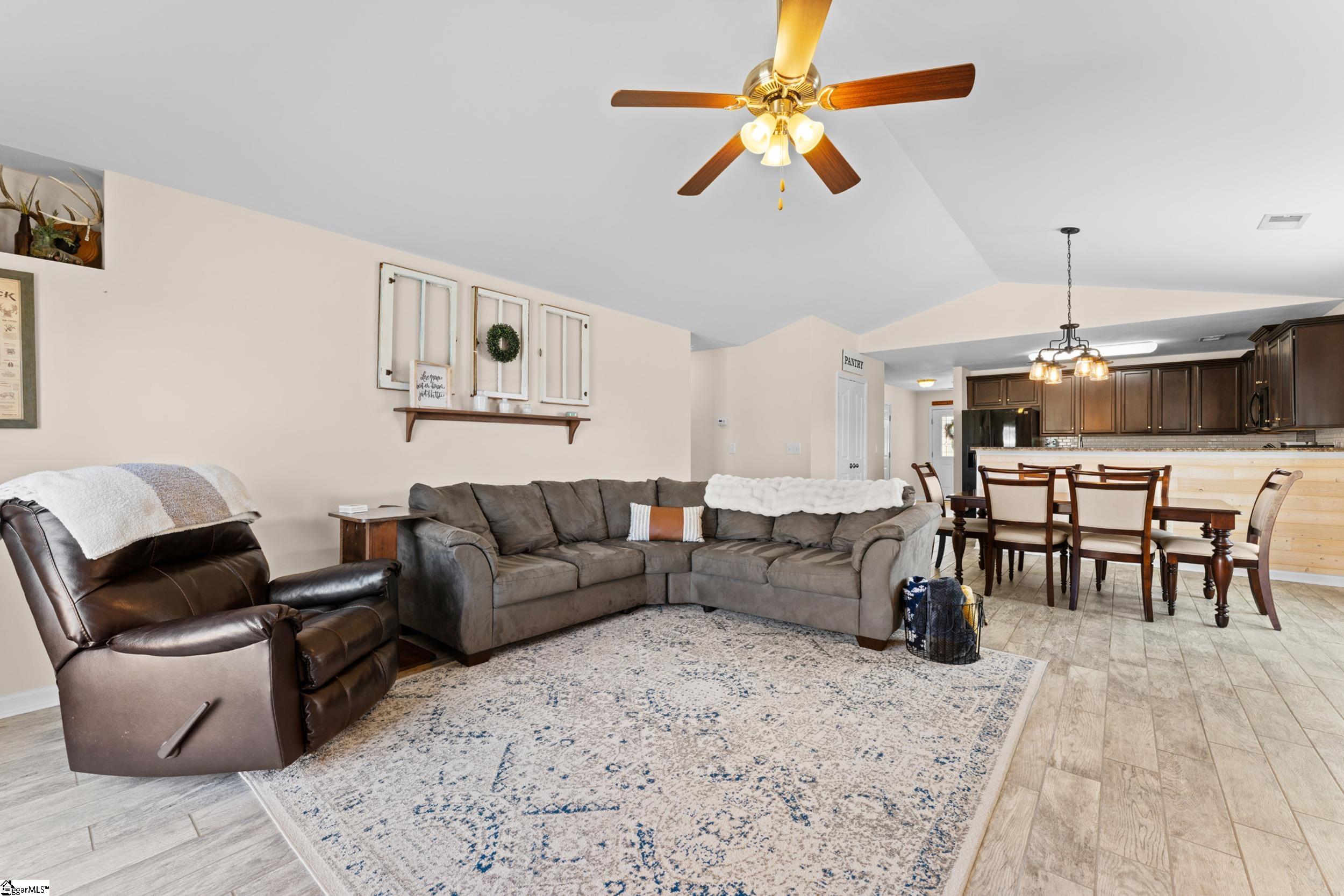 348 Victory Lane Moore, SC 29369 - Photo 15 of 42