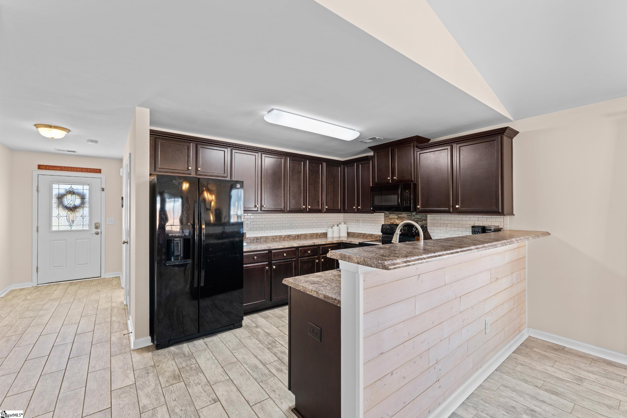 348 Victory Lane Moore, SC 29369 - Photo 7 of 42