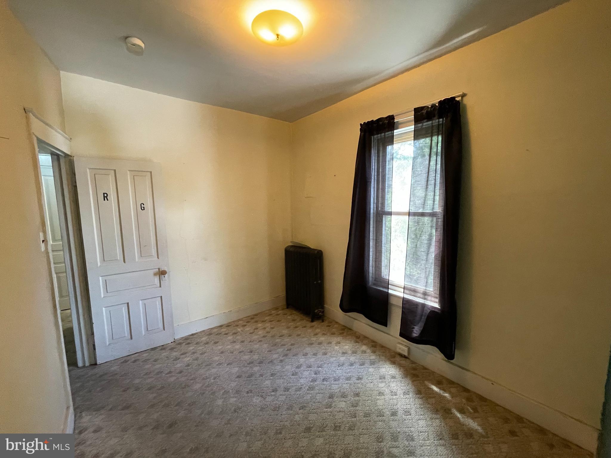 1007 Locust Street Reading, PA 19604 - Photo 17 of 26 Gallery Image 17