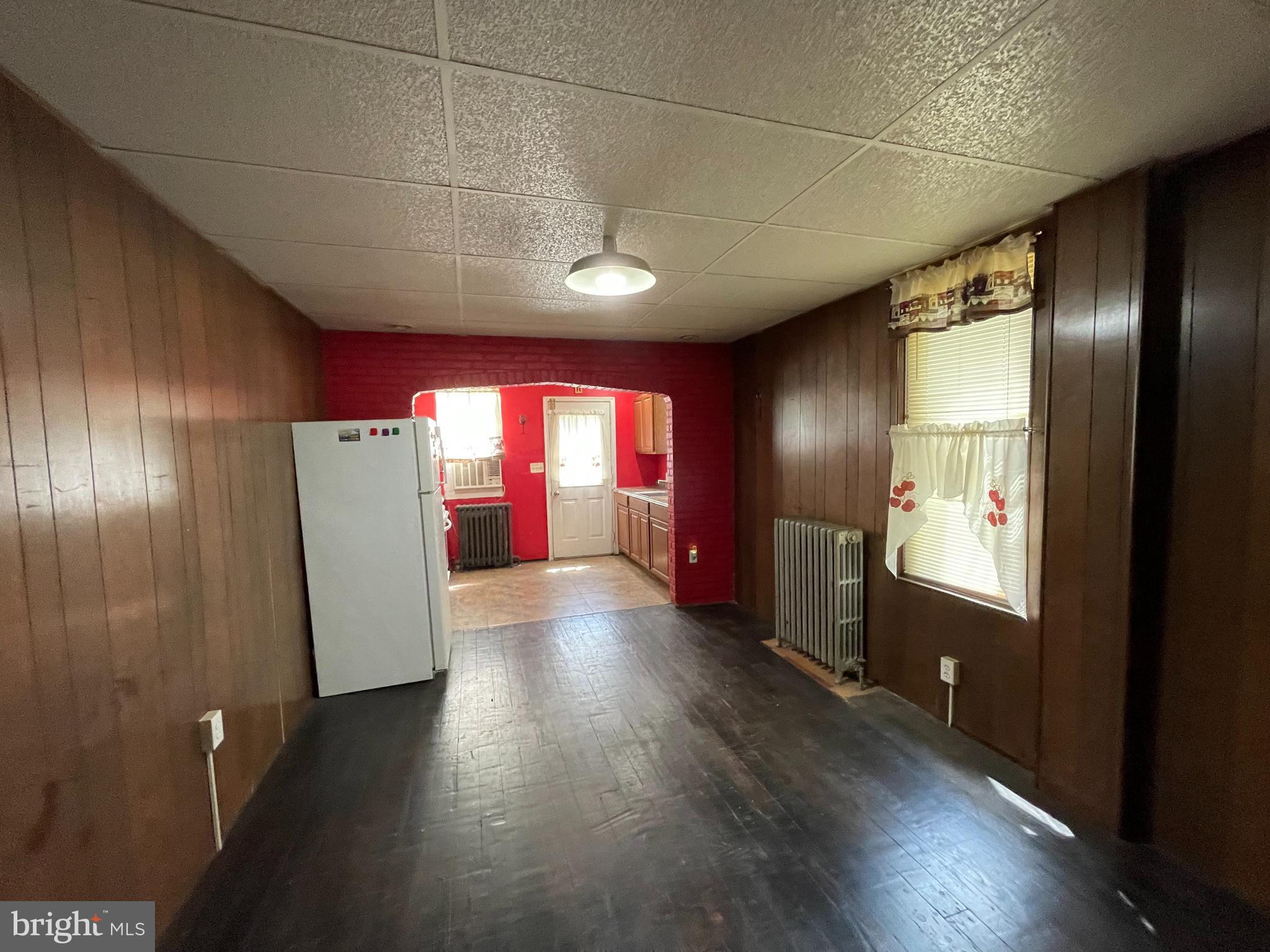 1007 Locust Street Reading, PA 19604 - Photo 3 of 26 Gallery Image 3