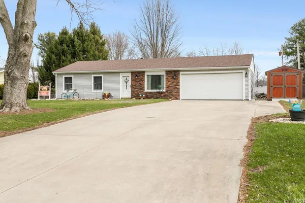 $235,900 | 70862 Tecumseh Drive, Nappanee, IN 46550