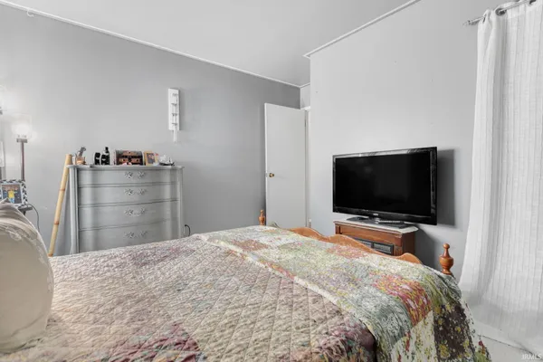 $235,900 | 70862 Tecumseh Drive, Nappanee, IN 46550