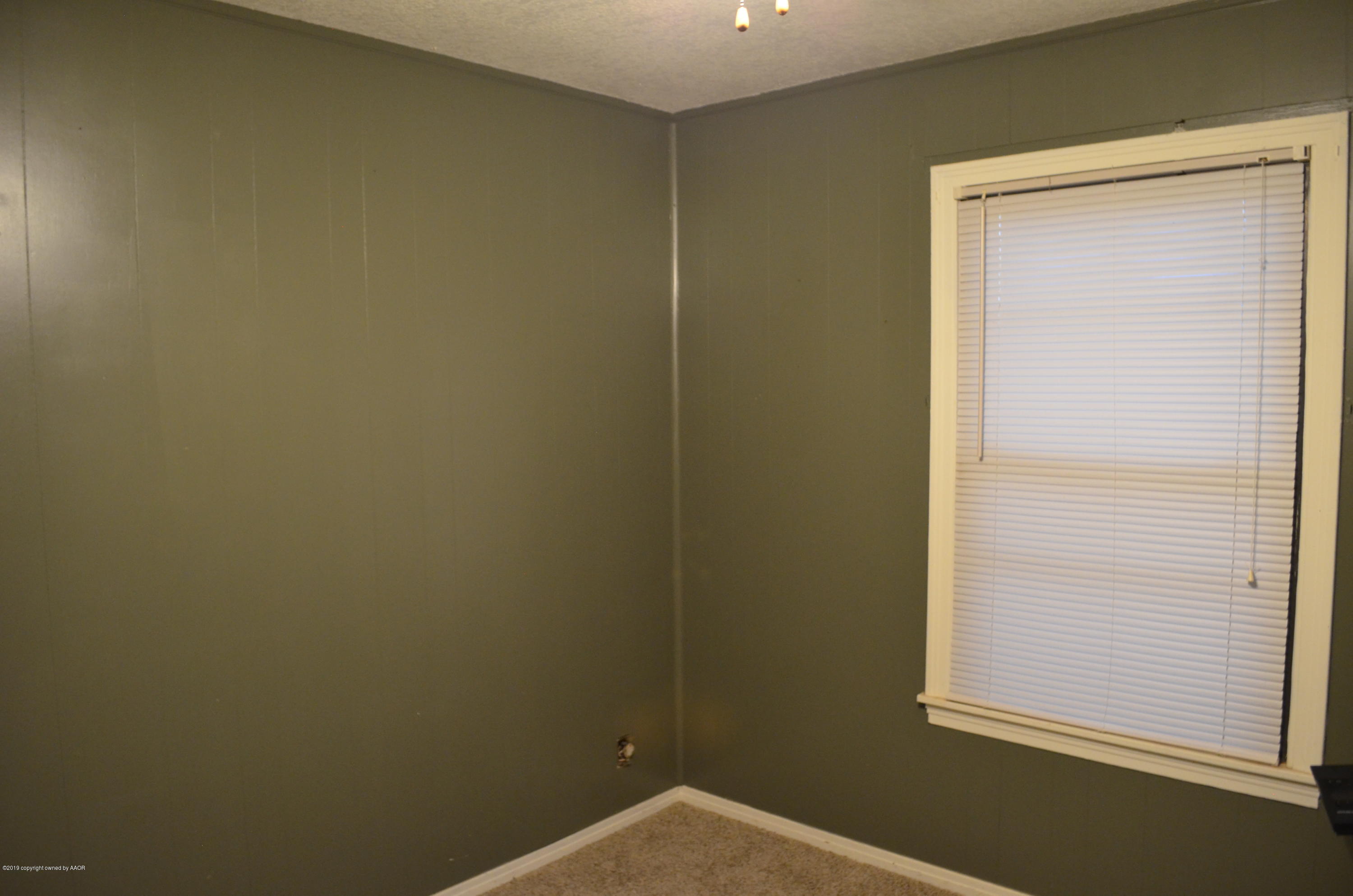 4100 Cline Road Amarillo, TX 79110 - Photo 8 of 10 a small space with a window