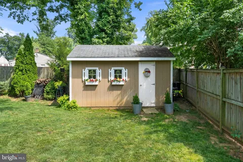 $564,900 | 10925 Park Road, Fairfax, VA 22030