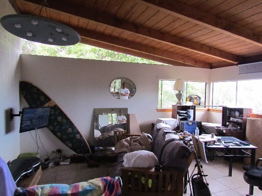 88-2512 Milolii Road Captain Cook, HI 96704 - Photo 6 of 24 a living room with furniture and a wooden floor