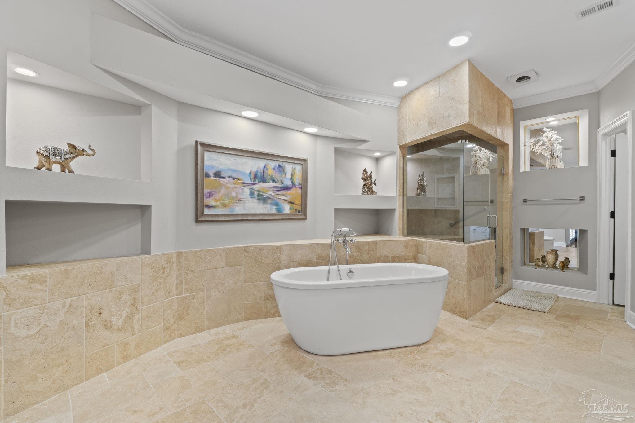 4818 Rosemont Place Pensacola, FL 32514 - Photo 46 of 69 a living room with furniture and a large window