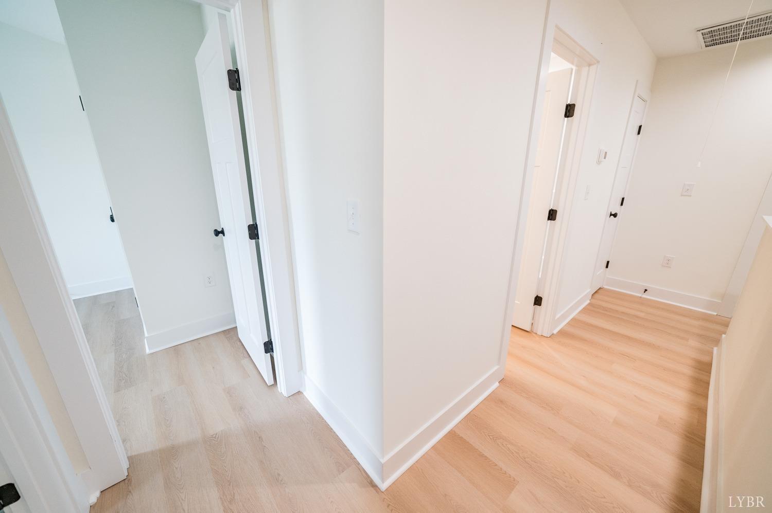 556 Leesville Road, Unit 208 Lynchburg, VA 24502 - Photo 30 of 40